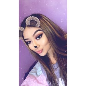 Meet your Posher, Anel